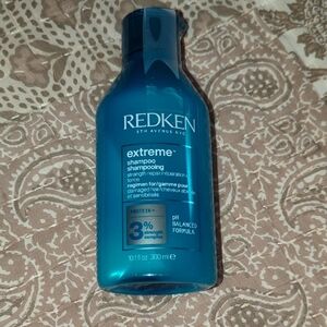 Redken Extreme Shampoo.